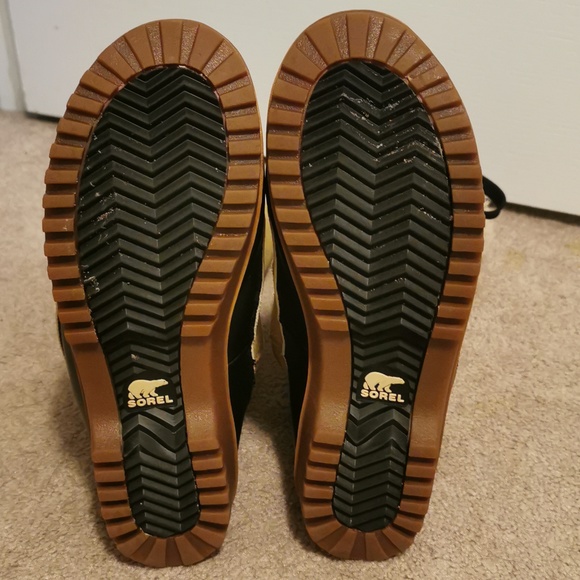 Sorel winter boots - Picture 4 of 5